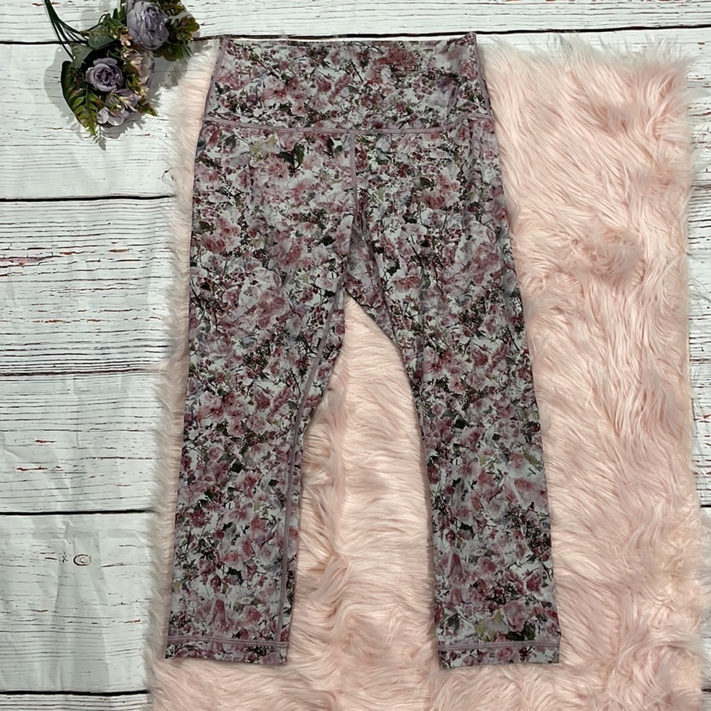Lululemon Wunder Under Crop Hi-Rise Full-On Luxtreme 21" Blossom Spritz Multi